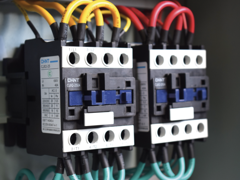 Contacteurs CHINT, de haute qualité et durabilité