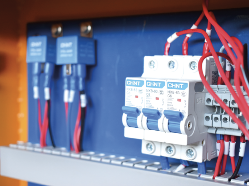 Contacteurs CHINT, de haute qualité et durabilité