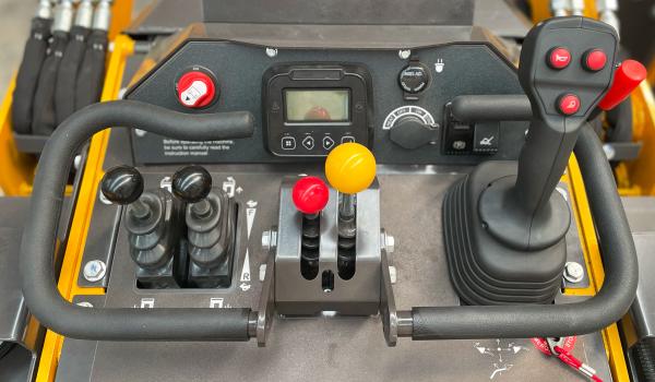 Joystick de commande ergonomique et précis